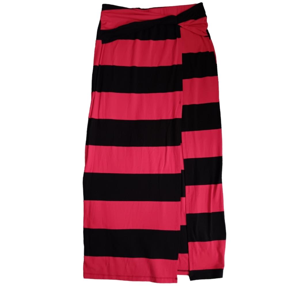 New York & Co. Soho Street Black Red Striped Maxi Skirt With Slit Women's Sz Sm